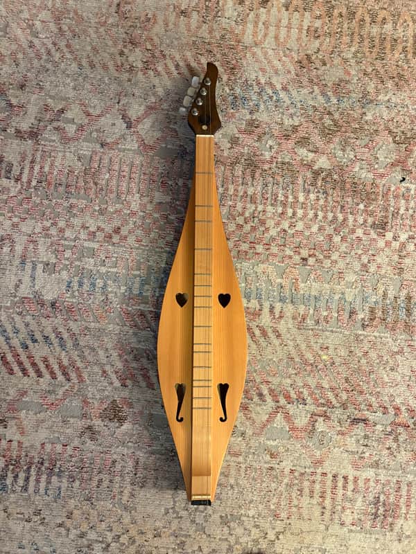 Roosebeck DMCRT4 Mountain Dulcimer 4-String with Cutaway Upper Bout and F-Holes 2010s - Natural image 1