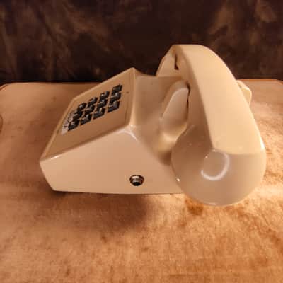 Lofi Vintage Telephone Microphone | Shayla image 3
