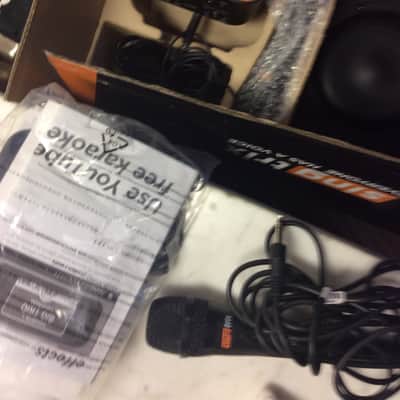 Singtrix SGTX1 Party Bundle Premium Edition Home Karaoke System image 6
