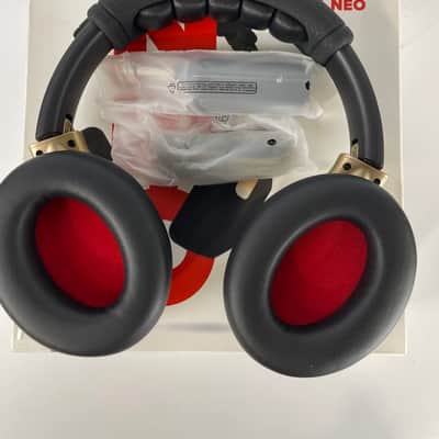 Positive Grid Spark NEO Wireless Smart Guitar Headphone System image 2