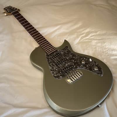 2009 Taylor SB1 Classic Single Coil SSS Electric Guitar - Silver - Made in USA - Free Pro Setup image 14