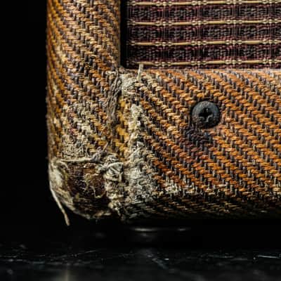 1959 Fender Deluxe 5E3 Narrow Panel 15-Watt 1x12 tweed image 6