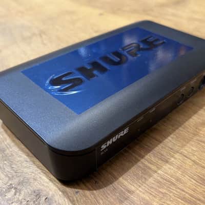 Shure BLX24/SM58 Handheld Radio Mic System image 4