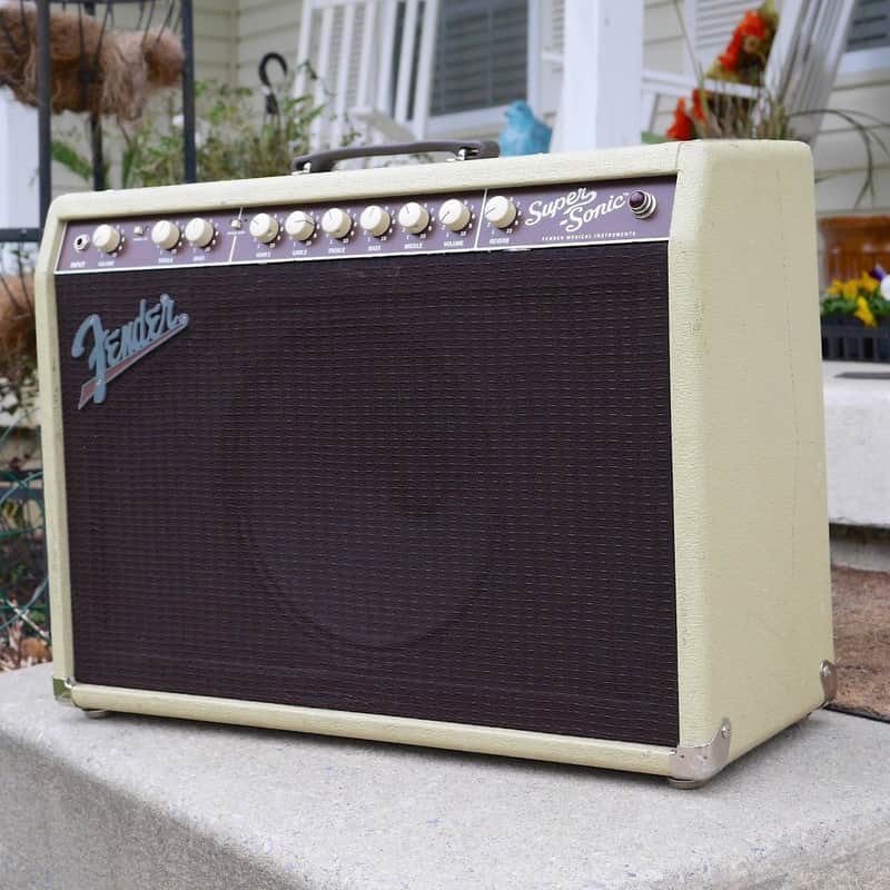 Fender Super-Sonic 22 2-Channel 22-Watt 1x12" Guitar Combo image 2