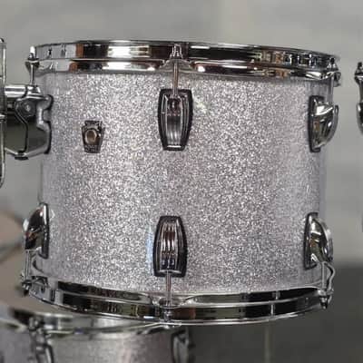 Used Ludwig Classic Oak 6pc Drum Set Silver Sparkle - Very Good image 3