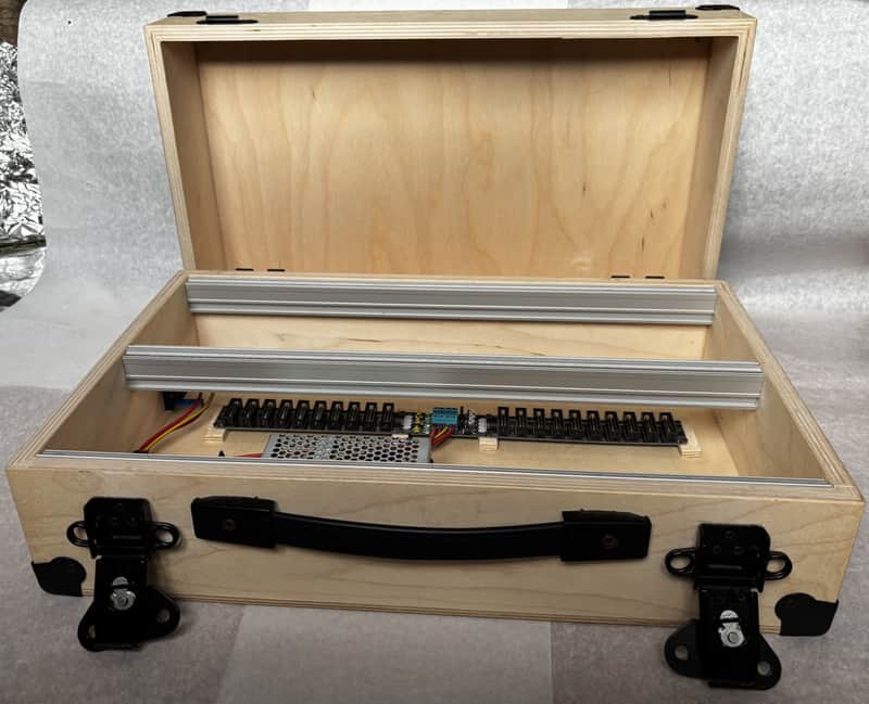 Ikocase Portable Eurorack Case 6u 88hp Powered 2023 - wood image 1
