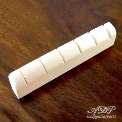 Graph Tech Nubone sloted nut Gibson style 43.6x4.9x9.4 E-e35.5 image 2
