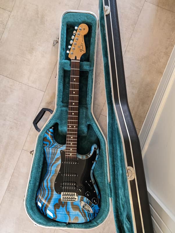 2013 Fender Stratocaster Made in Mexico Standard - Swirl Special