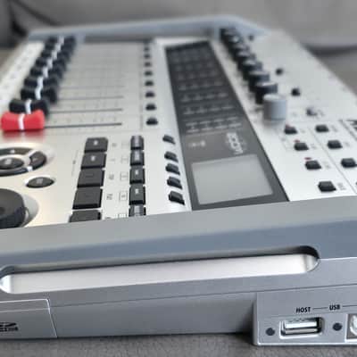 Zoom R24 USB Audio Interface / Digital Multitrack Recorder / Control Surface image 7