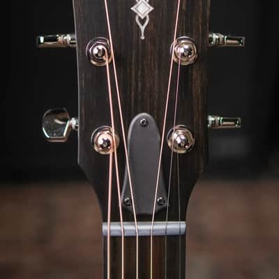 Taylor 312ce Grand Concert Acoustic/Electric Guitar with Hardshell Case image 5