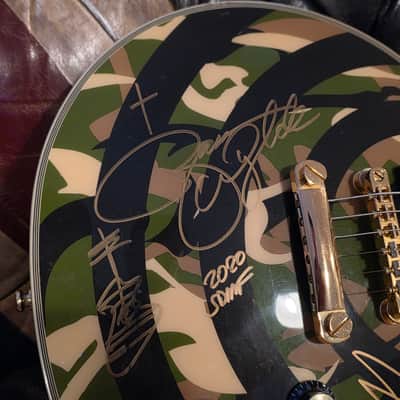 Zakk Wylde Les Paul Custom Camo Bullsye 50th Anniversary Black Sabbath Artist Signed Guitar image 6