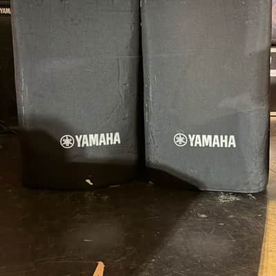 Yamaha DSR115 15" 2 way Powered Loudspeakers image 11