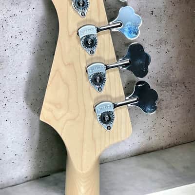 Lakland Skyline HB-30 Short Scale Hollow Body, Black Gloss / Pau Ferro. image 7