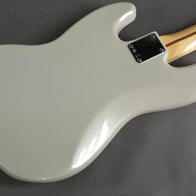 Fender Blacktop Jazz Bass White Chrome Pearl image 4