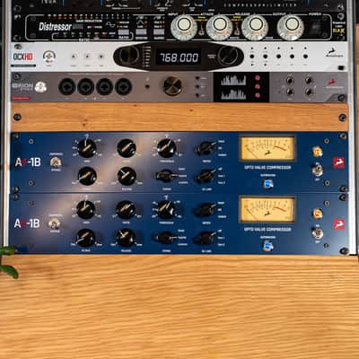 Antelope Audio Antelope Audio A4-1B Opto Valve Compressor 2025 - Black / Blue image 4