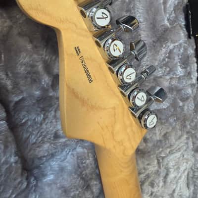 Fender Limited Edition American Showcase Stratocaster HSS 2021 - Sky Burst Metallic image 7
