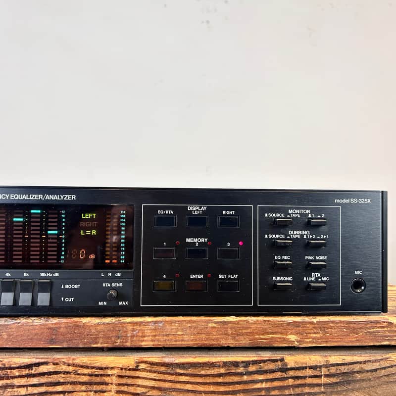 ADC SS-325X EQ Spectrum Analyzer with original microphone | Reverb