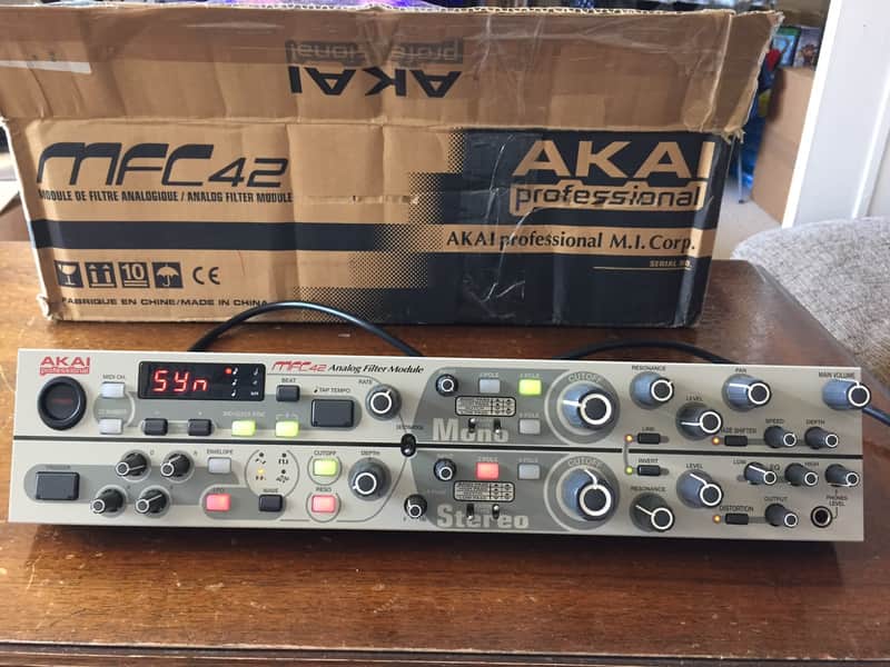 Akai MFC-42 Analogue Filter/Effects Stereo/Mono - Excellent