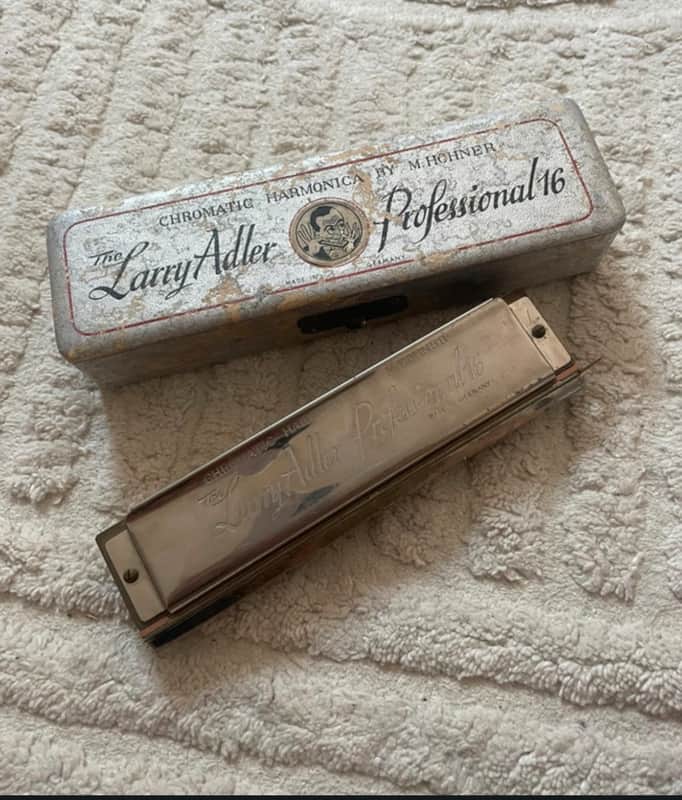 Immagine Hohner The Larry Adler Professional 16 Chromatic Harmonica - 1