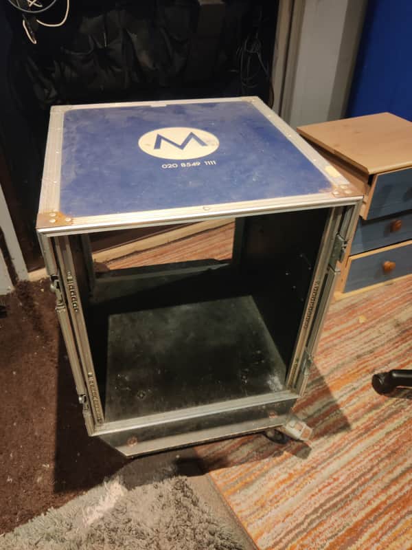 Unbranded Flight Case image 1