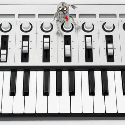 Korg MicroKONTROL MIDI Keyboard Controller + Top Zustand + OVP + Garantie image 8