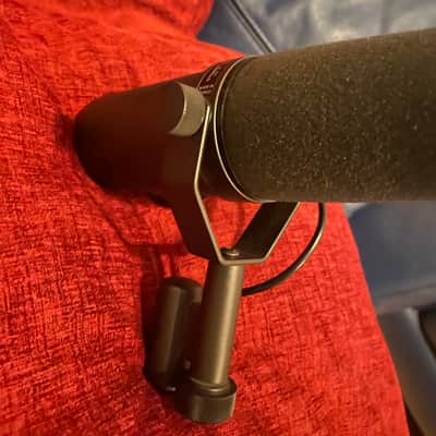 (Excellent Condition) Shure SM7B Cardioid Dynamic Microphone 2001 - Present - Black image 7