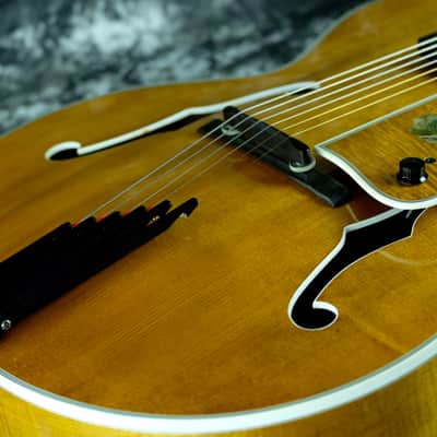 Heritage Johnny Smith Rose w/ Rose Pick Guard 1998 Amber image 13