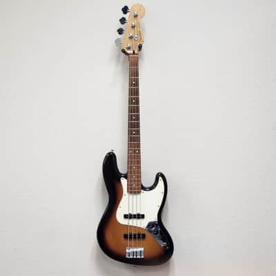 Fender Player Jazz Bass with Pau Ferro Fretboard 2018 - 2024 - 3-Color Sunburst image 4