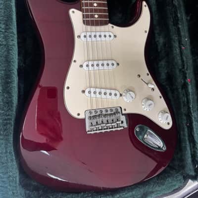 Immagine Fender Standard Stratocaster with Maple Fretboard 1998 - 2005 - Midnight Wine - 2
