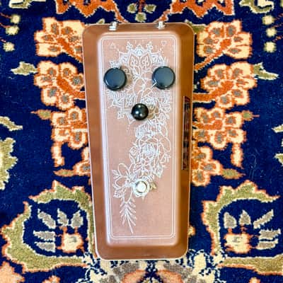 Luxury Tone FX RED BENDER CUSTOM BIG SIZE VINTAGE FUZZ MACHINE 2026 image 9
