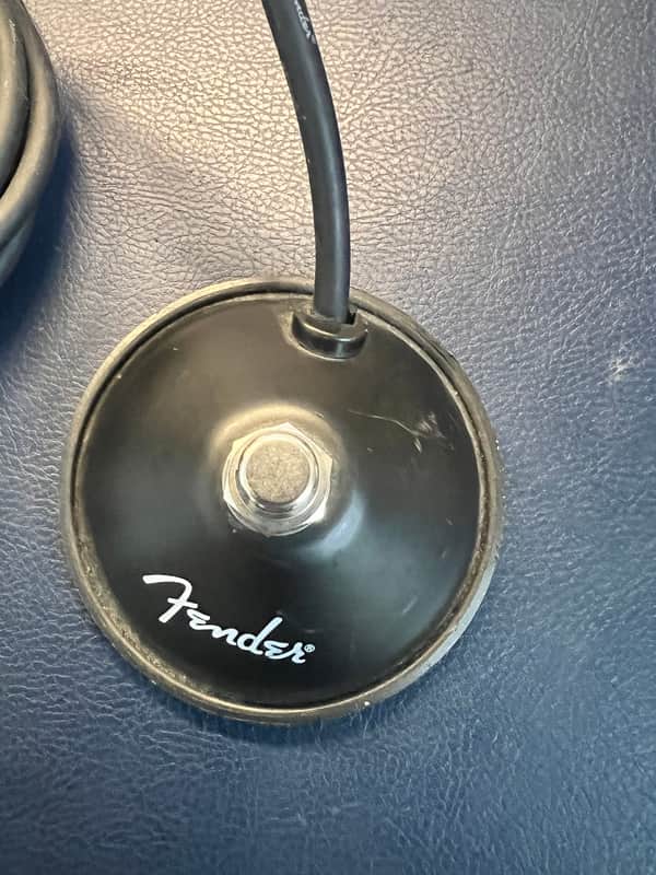 Fender 099-4049-000 1/4" Single Button Footswitch - 12' 2010s - Black image 1