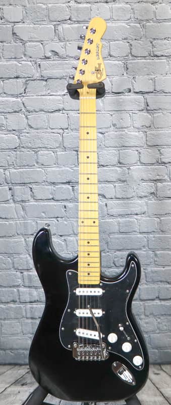 G&L Tribute Series Legacy with Maple Fretboard 2010 - Present - Gloss Black image 1