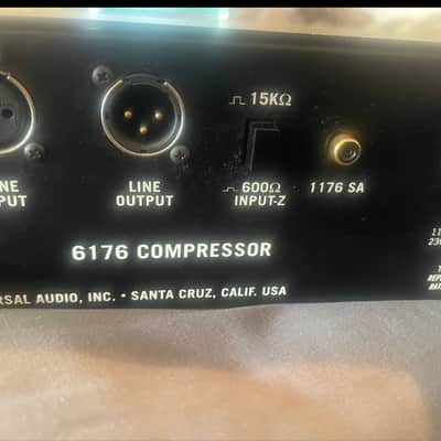 Universal Audio 6176 Channel Strip 2003 - Present - Silver Bild 2