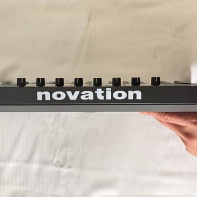 Novation Launchkey 25 MKI MIDI Keyboard Controller 2013 - 2015 - Black Bild 3