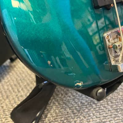 Series 10 4 String Bass - Emerald metallic image 5
