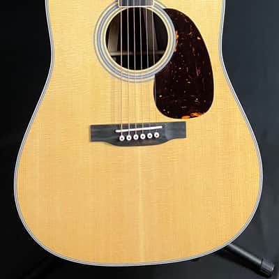 Martin D-35 (2025) Dreadnought Acoustic Guitar Vintage Natural Finish w/ Case (835) image 1