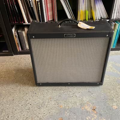 Fender Hot Rod Deville 2x12 III image 1