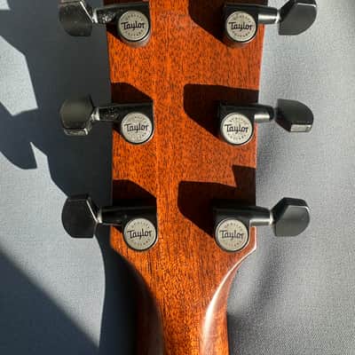 Taylor Guitar 324e 2014 - 2015 - Natural image 6