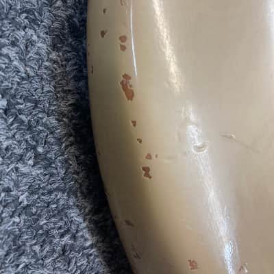 Fender Highway One Stratocaster with Maple Fretboard 2006 - 2009 - Honey Blonde Transparent image 12