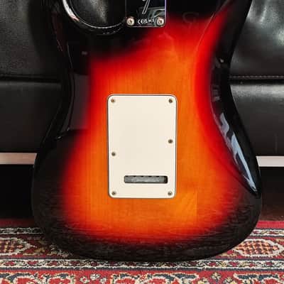 Fender Stratocaster Player II 70th 2024 - 3 Tono Sunburst imagen 4