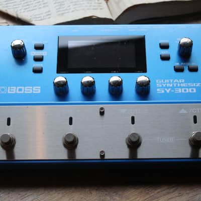 BOSS "SY-300 Guitar Synthesizer Blue" BOX,  MANUAL