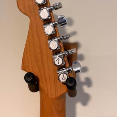 Fender HSS Stratocaster 2024 - Tobacco Burst - Free TSA Hard Shell Case - *Mint Condition* image 6