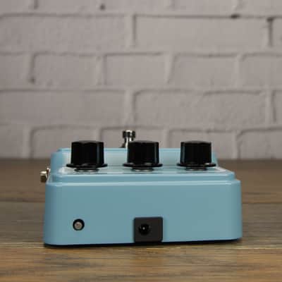 Maxon Vintage Series CS550 Stereo Chorus Guitar Pedal image 4