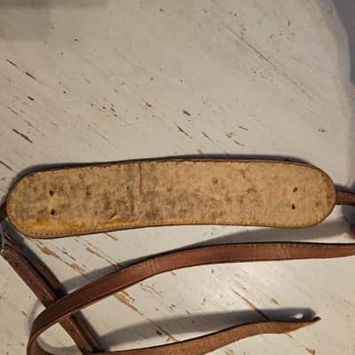 Gibson Vintage Leather Guitar Strap image 3