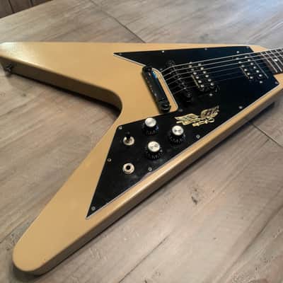 Gibson Limited Edition Government Series II Flying V 2013 - Tan image 2