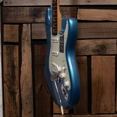 Fender Limited Edition Road Worn '60s Stratocaster - Lake Placid Blue image 5