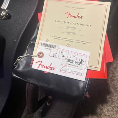 Fender Limited Edition Exotic Collection American Professional Mahogany Telecaster Deluxe Shawbucker 2017 - Crimson Red Transparent image 4