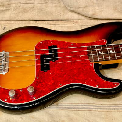 Fender MIJ '62 Reissue Precision Bass 1989 - 3 Tone Sunburst image 16