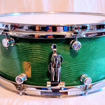 MARTIAL PERCUSSION-CUSTOM STAVE SNARE DRUM w/ IDSS - PONDEROSA GREEN -FREE SHIP TO C-USA! image 3