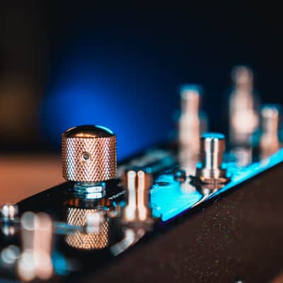 Saturn Pedals - Supernova - Galactic Black - Advanced Effects Switcher & Controller image 6